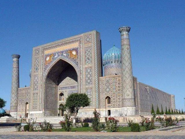 Bibi-Khanym Mosque